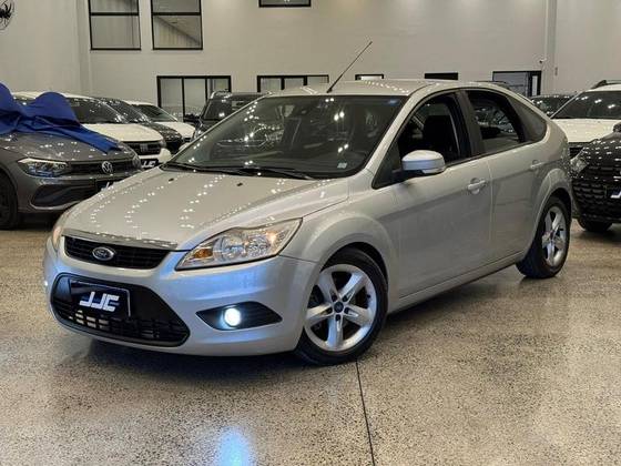 FORD FOCUS 2.0 GLX 16V FLEX 4P AUTOMÁTICO